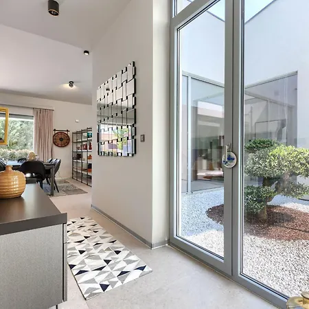 Cedrus By Interhome